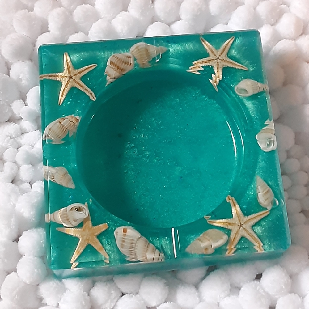 Starfish and seashell beachy ashtray